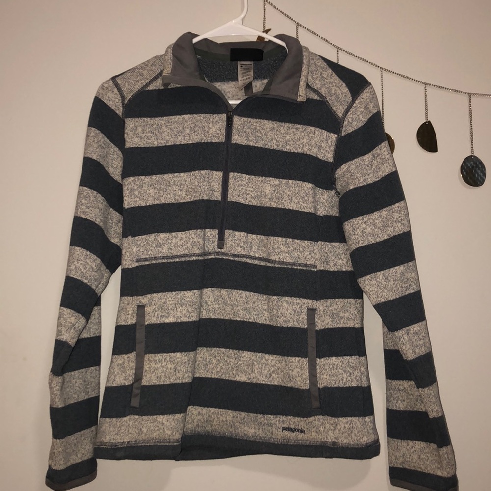 Patagonia half zip-up